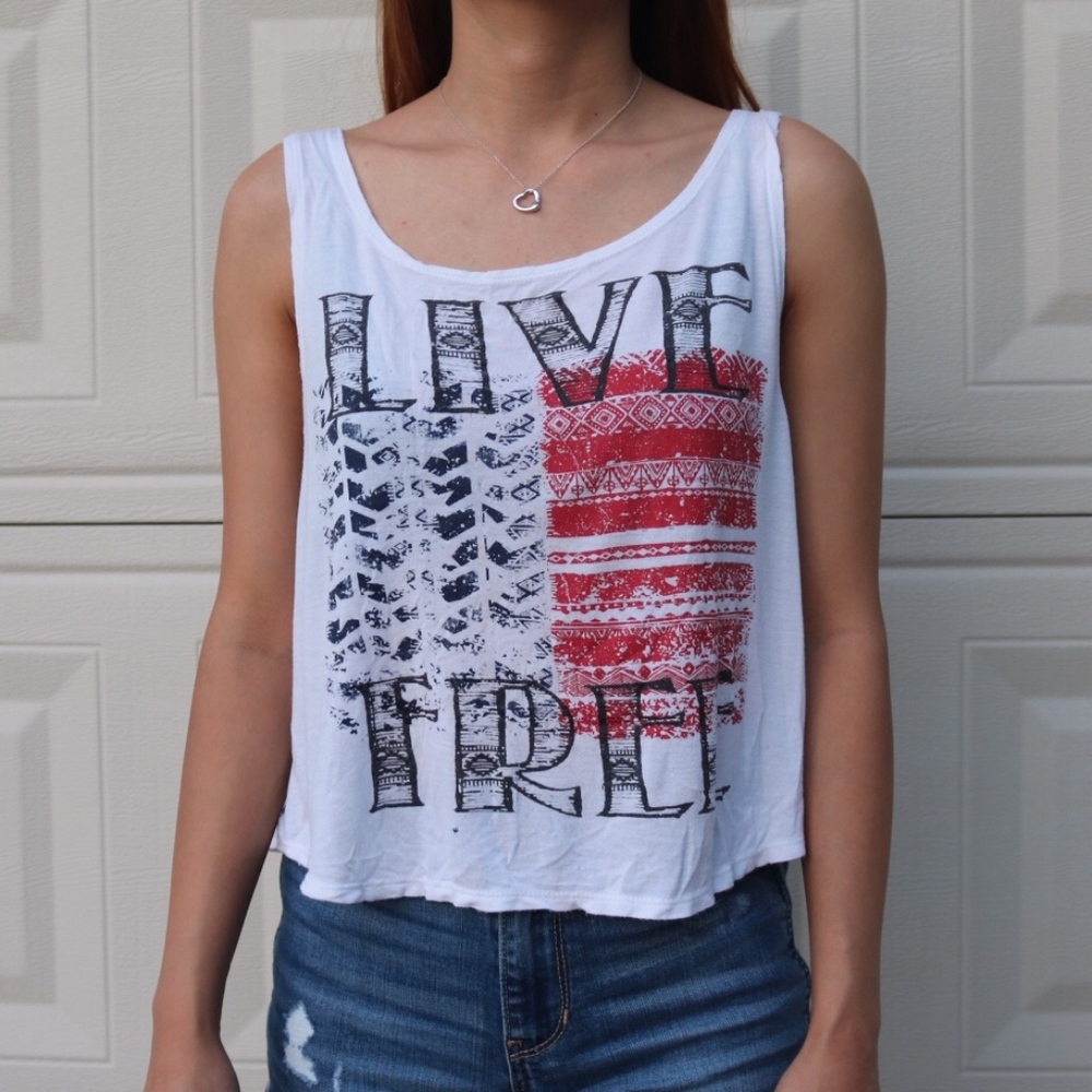 American "LIVE FREE" tee